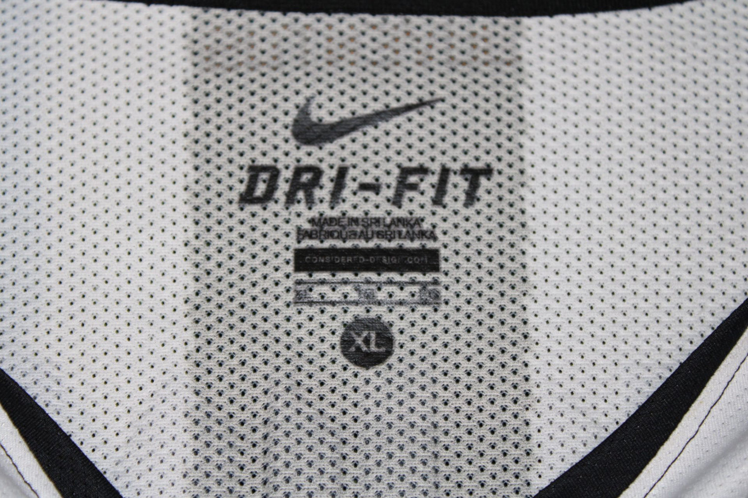 Etichetta interna maglia Juventus 2010-11 Nike Dri-Fit taglia XL – Made in Sri Lanka – Player Issued autentica