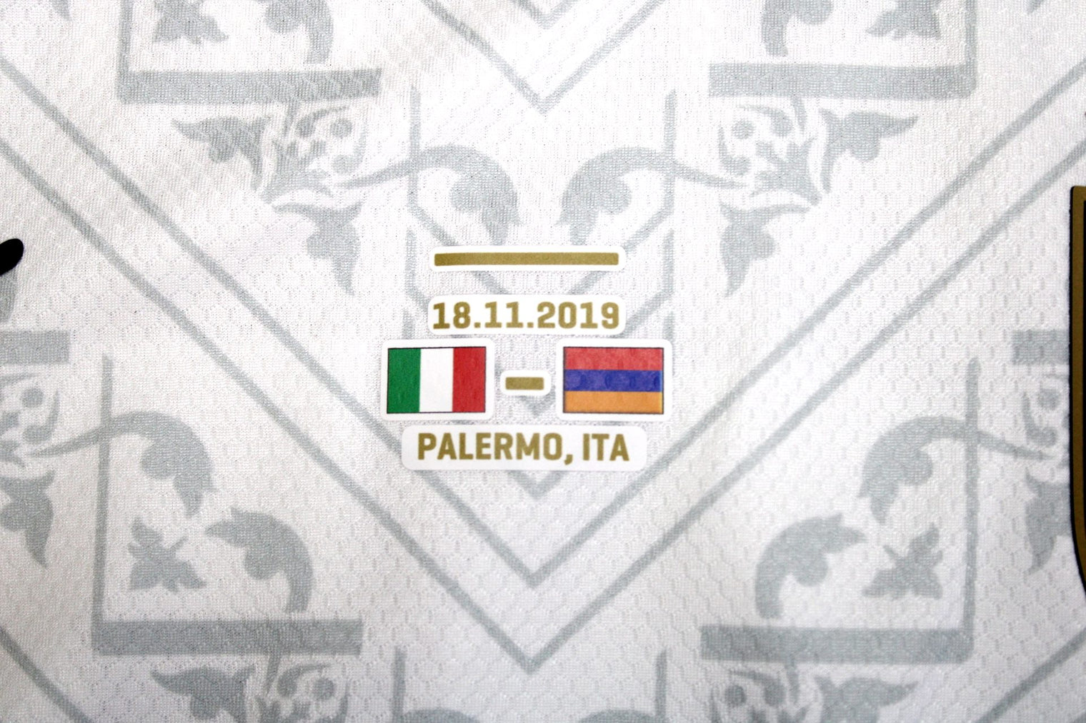 Matchday patch Italia-Armenia 18.11.2019 Palermo – maglia Italia Away Player Issued Castrovilli 2019-20