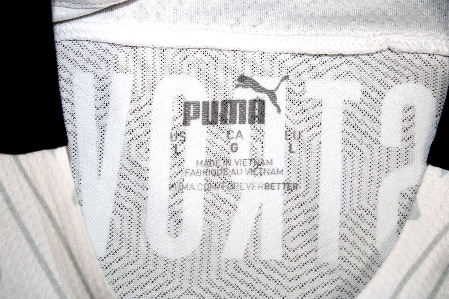 Etichetta interna Puma maglia Italia Away Player Issued 2019-20 – taglia L – Made in Vietnam