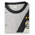Dettaglio collo e taglia XL maglia Juventus Away Player Issued 2009-10 – Nike – due stelle oro – crest Juventus