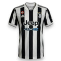 Fronte maglia Juventus Home 2021-22 Player Issued – Adidas bianconera – sponsor Jeep 4xe – patch Scudetto – 10 Years At Home