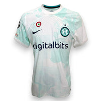 Maglia Inter Away 2022-23 fronte – sponsor digitalbits – Nike coccarda Coppa Italia