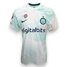 Maglia Inter Away 2022-23 fronte – sponsor digitalbits – Nike coccarda Coppa Italia