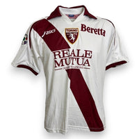 Fronte maglia Torino FC Away 2007-08 Player Issued Asics – fascia granata diagonale – sponsor Reale Mutua e Beretta