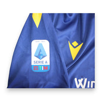 Patch ufficiale Serie A 2020-2021 maglia Hellas Verona Home Player Issued Giangiacomo Magnani – Macron