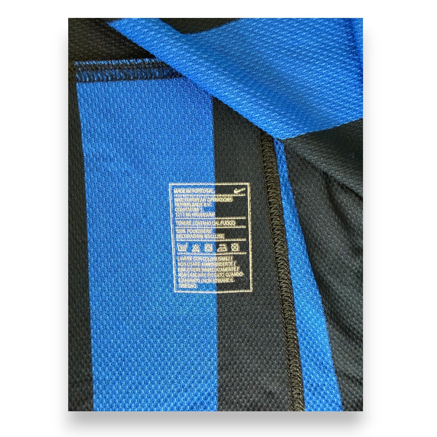 Etichetta interna maglia Inter 2007-08 Player Issued Nike – Made in Portugal – 100% poliestere – Nike European Operations