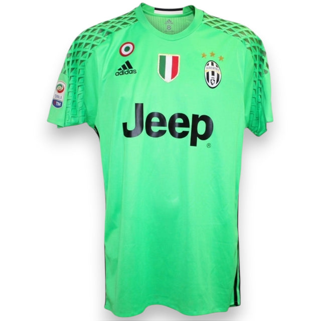 Fronte maglia portiere Juventus 2016-17 Player Issued Adidas verde fluo – sponsor Jeep – scudetto tricolore – patch Serie A TIM – taglia 8