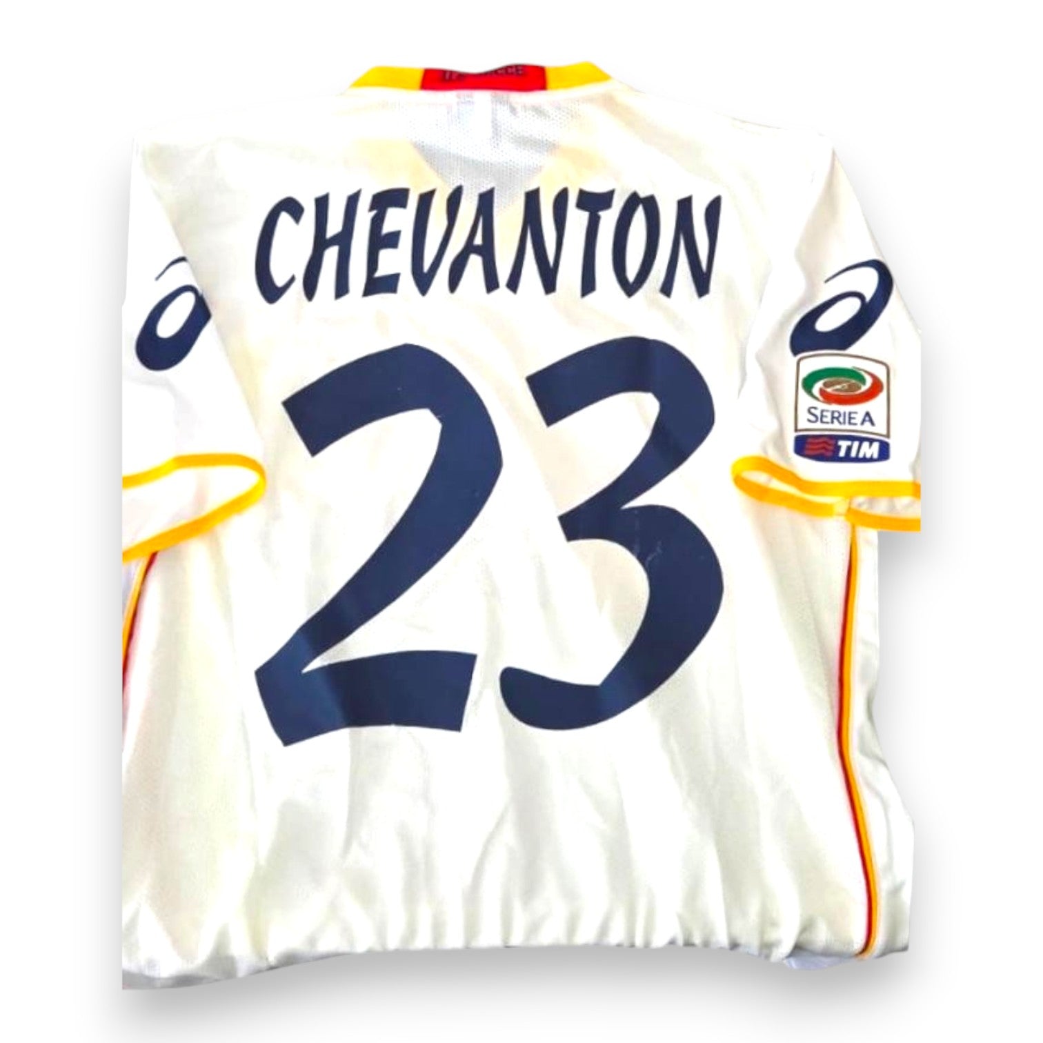 Retro maglia Lecce Away 2010-11 piegata – nome Chevantón numero 23 – patch Serie A TIM originale