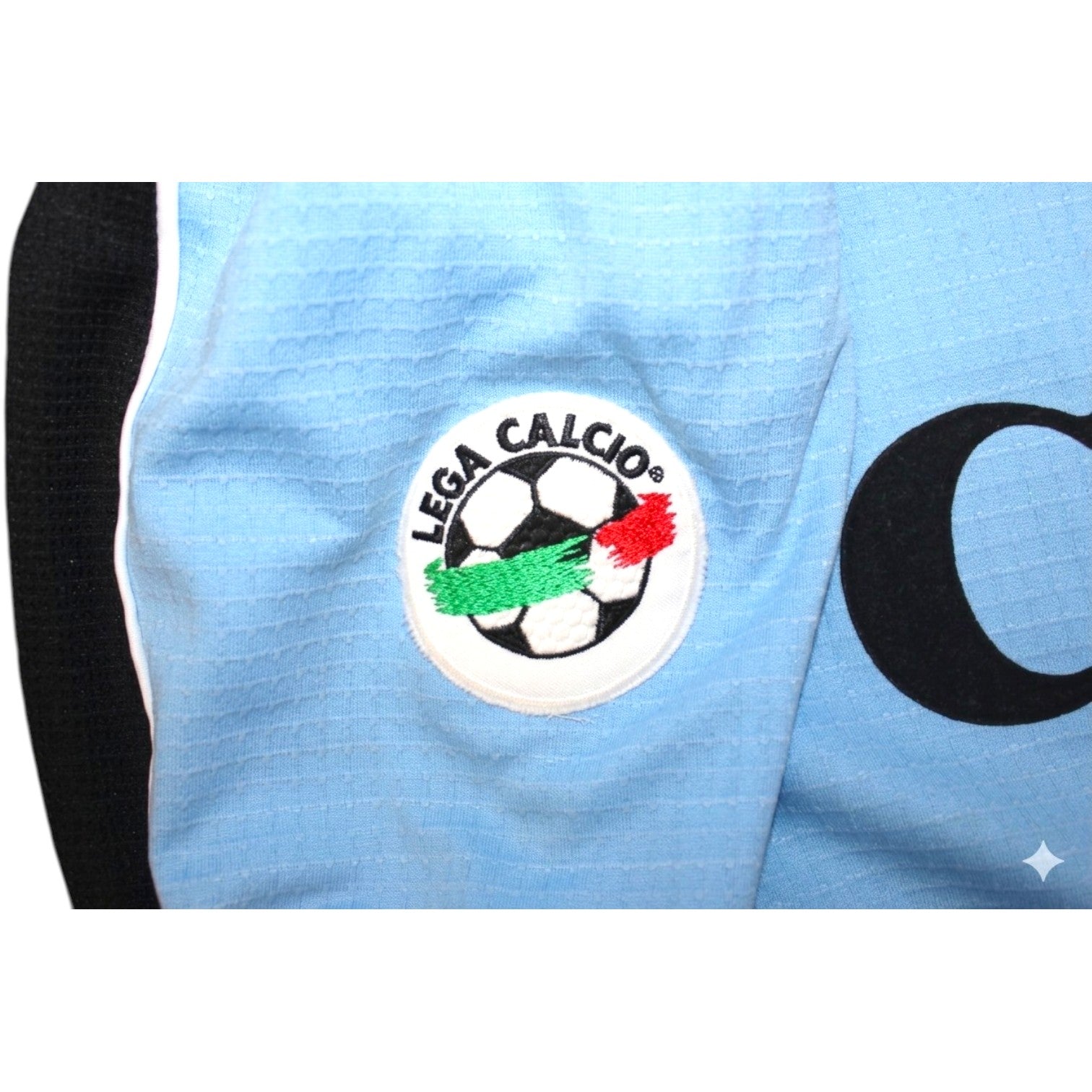 Patch Lega Calcio sulla manica maglia SS Lazio Home 1998-99 Player Issued – tessuto waffle – dettaglio gara Puma
