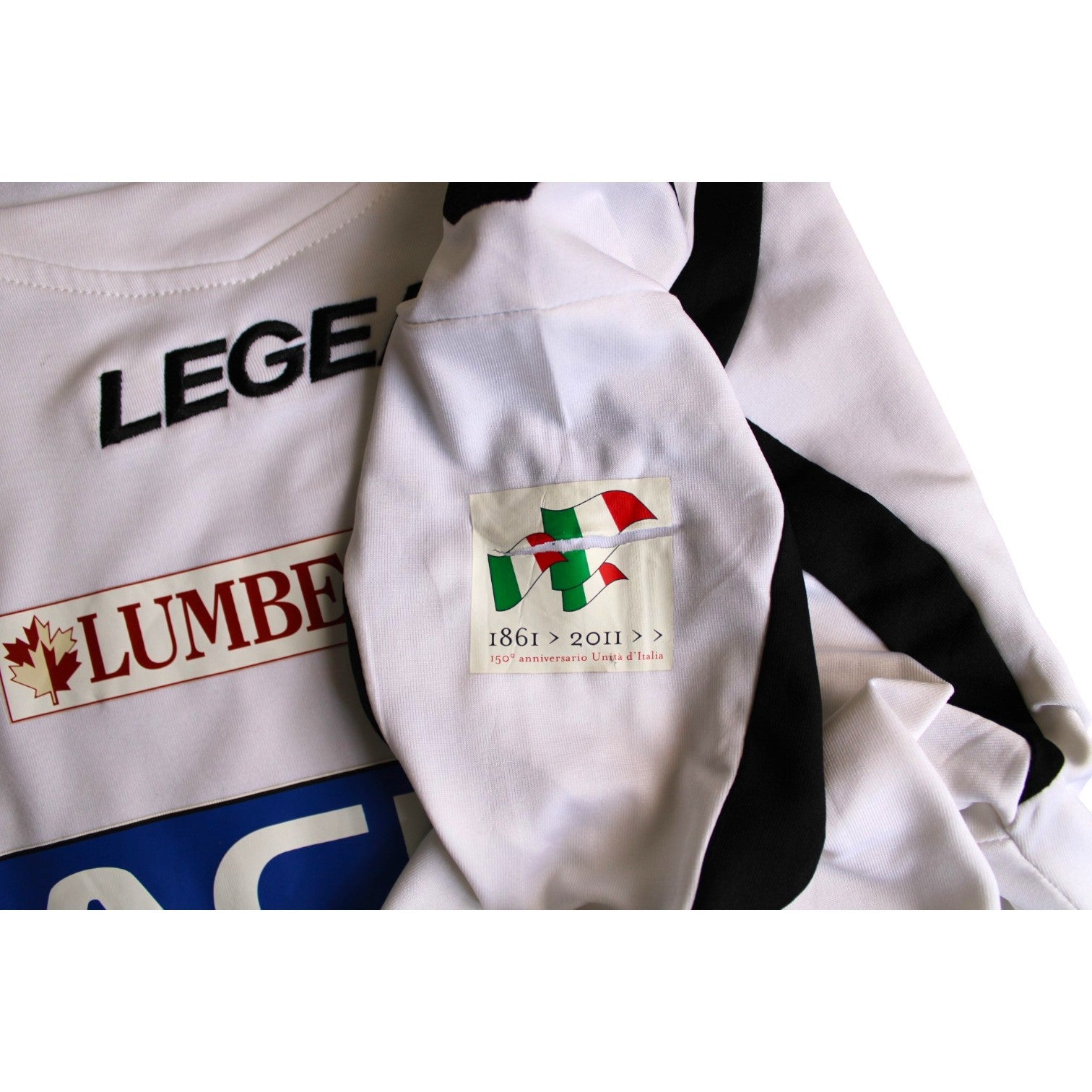 Dettaglio patch 150° anniversario Unità d'Italia 1861-2011 maglia Udinese Third 2010-11 Player Issued – sponsor Lumberjack Legea
