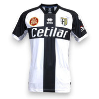 Fronte maglia Parma Home 2020-21 Store Erreà – sponsor Cetilar – Old Wild West – stemma Parma Calcio 1913 – taglia L