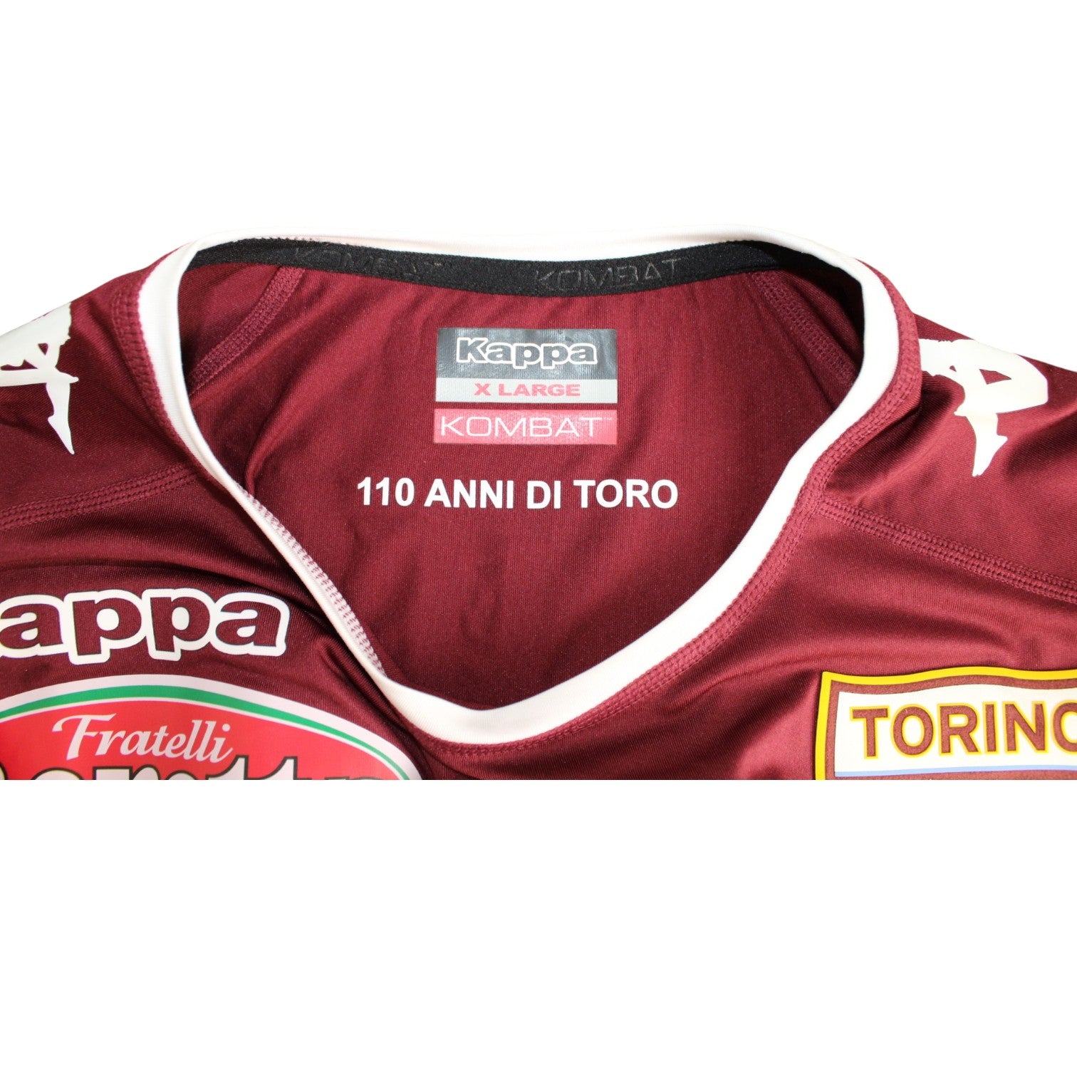 Dettaglio colletto interno maglia Torino 2015-16 Kappa Kombat – taglia XL – scritta celebrativa 110 ANNI DI TORO