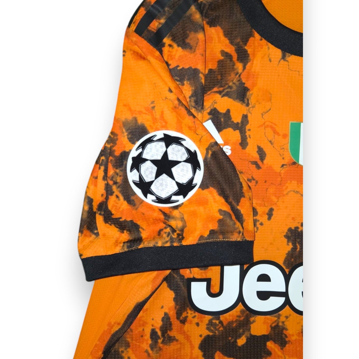 Patch UEFA Champions League maglia Juventus Third 2020-21 Player Issued Adidas – logo pallone stelle – Jeep sponsor