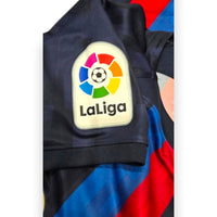 Dettaglio patch ufficiale LaLiga maglia FC Barcelona 2022-23 – Nike – manica destra – Store originale