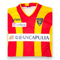 Maglia Lecce Home 2010-11 Player Issued Asics – sponsor Betitaly e Bancapulia – stemma US Lecce 1908 – manica lunga – taglia L