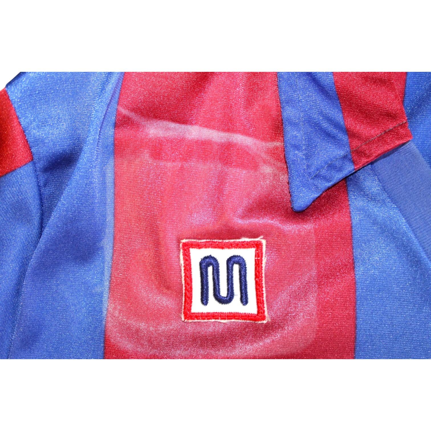 Dettaglio logo Meyba ricamato maglia FC Barcelona Home 1981-82 Player Issued – primo kit Barça con logo sponsor tecnico visibile