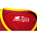 Etichetta interna New Balance taglia XL maglia Roma Home 2022-23 – Made in Thailand – colletto giallo giallorosso