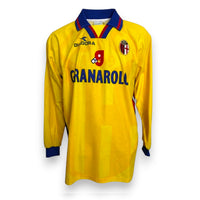 Fronte maglia Bologna Away 1998-99 Player Issued Diadora – sponsor Granarolo – badge BFC 1909 – maniche lunghe gialla