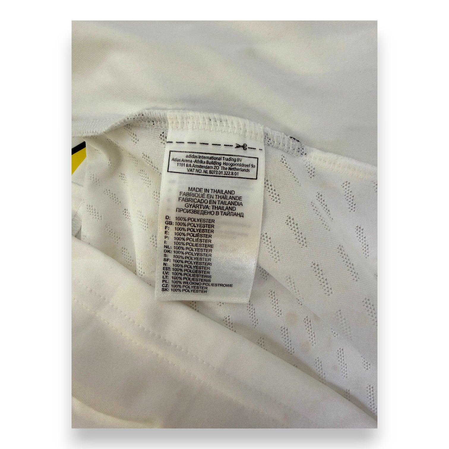 Etichetta materiale maglia Cesena Calcio 2010-11 Adidas – 100% Polyester Made in Thailand – adidas International Trading BV