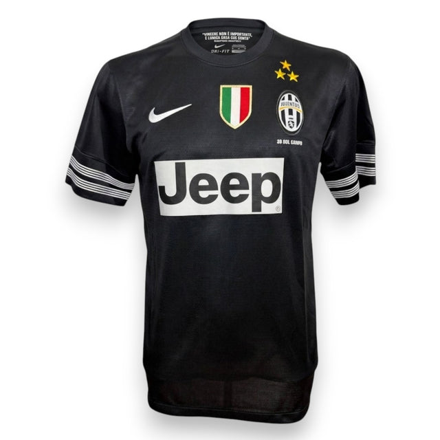 Maglia Juventus Away 2012-13 Nike Jeep nera – scudetto, tre stelle e scritta 30 sul campo – Pirlo Store