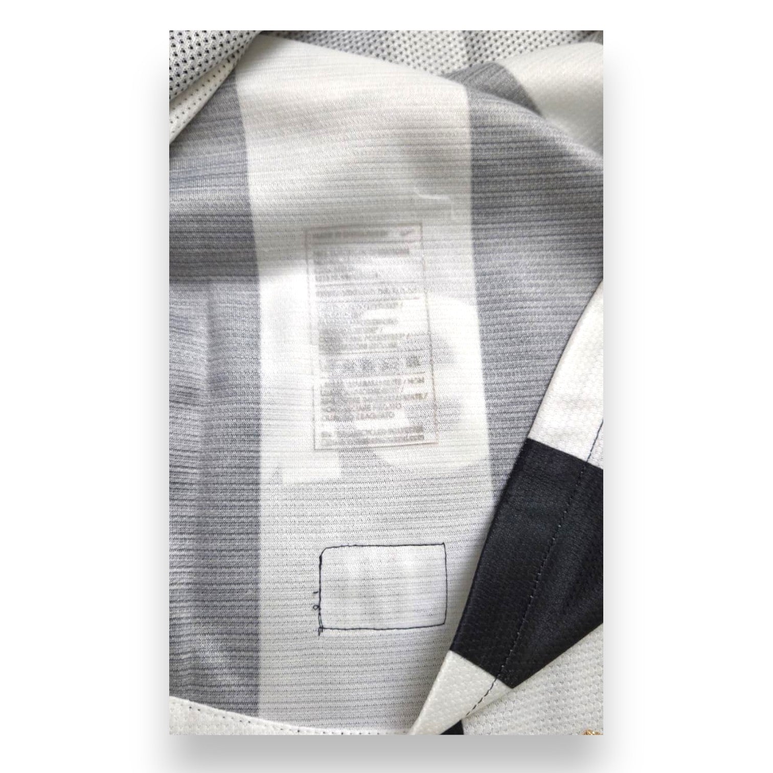 Etichetta interna Nike Dri-Fit maglia Juventus Home 2014-15 Player Issued – taglia L – Made in Bangladesh