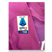 Patch Serie A TIM 2023-2024 sulla manica maglia Milan Third Pulisic