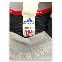 Dettaglio collo interno maglia Milan GK 2001-02 Adidas – taglia 2XL – nastro rosso ACM