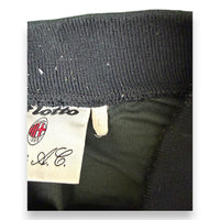 Dettaglio etichetta Lotto maglia Milan GK 1996-97 – stemma AC Milan ricamato – taglia L