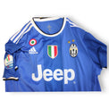 Dettaglio fronte maglia Juventus Away Player Issued 2016-17 – coccarda Scudetto tricolore – patch TIM Cup – logo Juventus due stelle