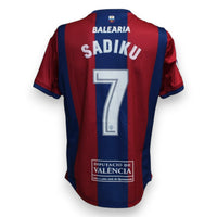 Retro maglia Levante UD Home 2017-18 Player Issued Armando Sadiku numero 7 – Macron – sponsor Balearia – Diputació de València – fornitura squadra LaLiga