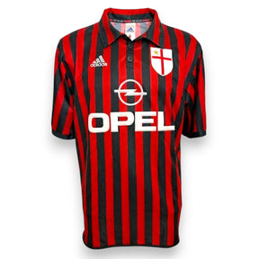 Fronte maglia Milan Home Centenario 1999-00 Adidas Vintage – sponsor Opel – stemma centenario San Giorgio – rossonero