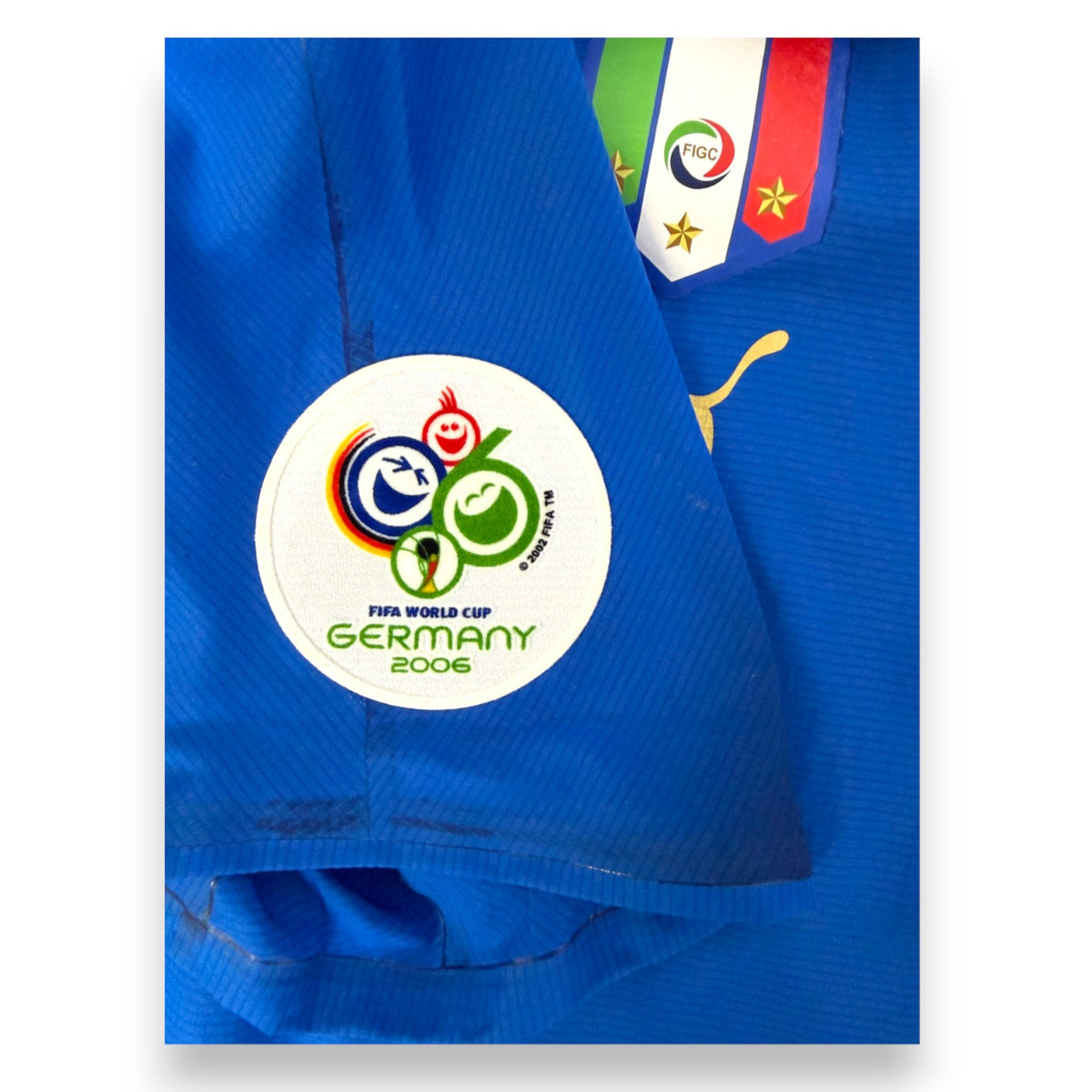 Patch FIFA World Cup Germany 2006 sulla manica maglia Italia Home Player Issued Toni 9