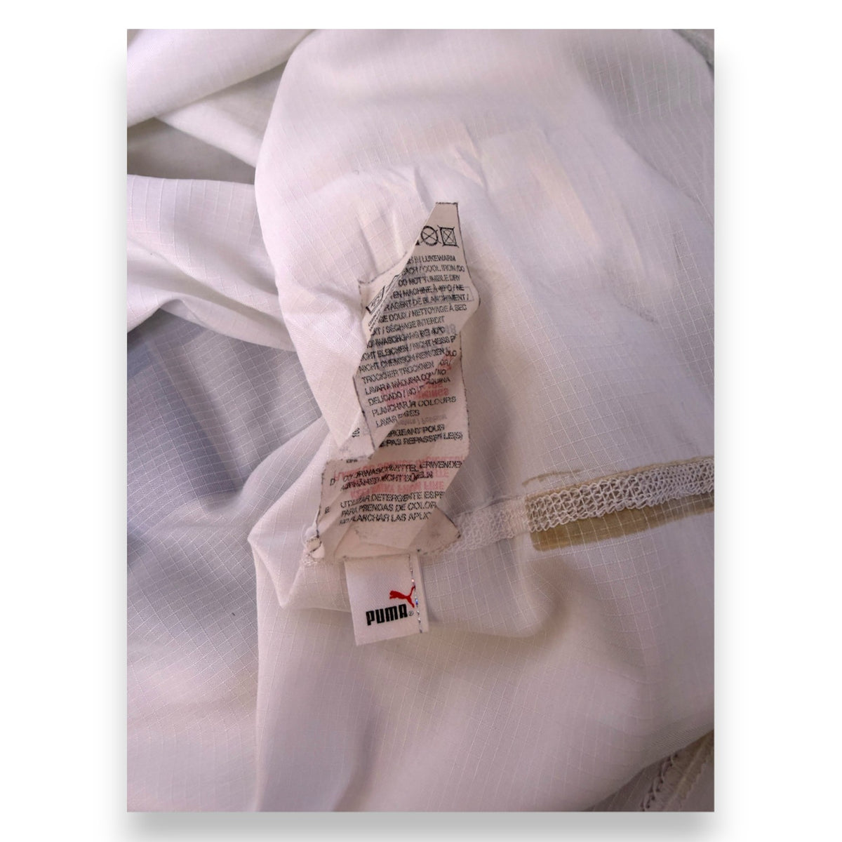 Etichetta interna di lavaggio Puma – maglia Italia Away 2006 Francesco Totti vintage store