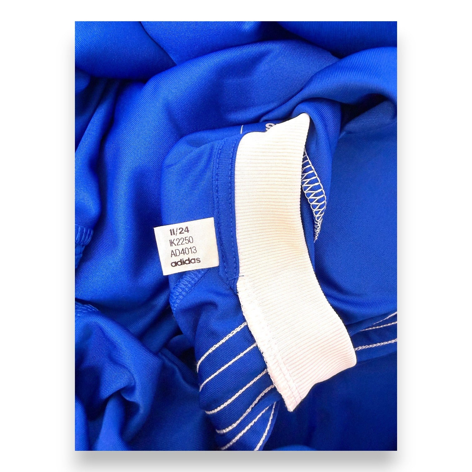 Etichetta interna codice prodotto IK2250 maglia Como 1907 Home 2024/25 – Adidas produzione 11/24