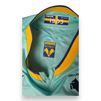 Etichetta ufficiale Match Worn Stagione 2022-23 Hellas Verona FC – maglia turchese Macron numero 7 Simone Verdi – certificazione club
