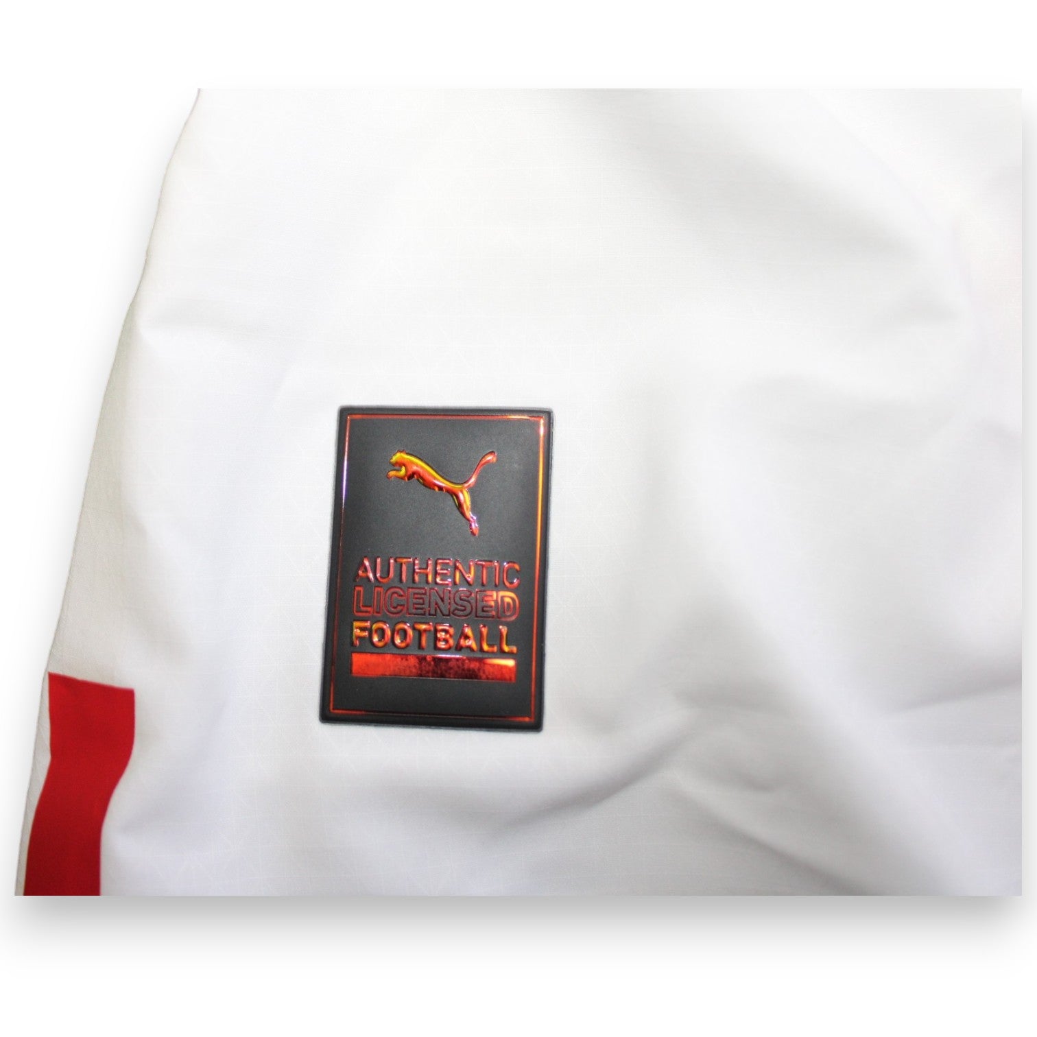 Badge interno Puma Authentic Licensed Football – maglia AC Milan Away 2022-23 Player Issued Aster Vranckx