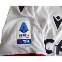 Patch ufficiale Serie A TIM su manica maglia Bologna Away 2022/23 Macron – dettaglio macchia giallastra condizioni Good
