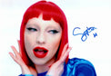 Fotografia autografata Sophie Scott Sophie and the Giants frame video musicale parrucca rossa – autografo originale pennarello blu – 30x23 cm – condizioni Excellent