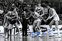 Fotografia vintage bianco e nero autografata Dan Peterson coach Olimpia Milano Tracer Philips anni 80 – autografo originale pennarello blu – 30x20 cm