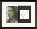 Autografo Cindy Crawford con dedica su biglietto + foto ritratto supermodella – cornice nera 40x30 cm inclusa – COA Associazione Autografia incluso