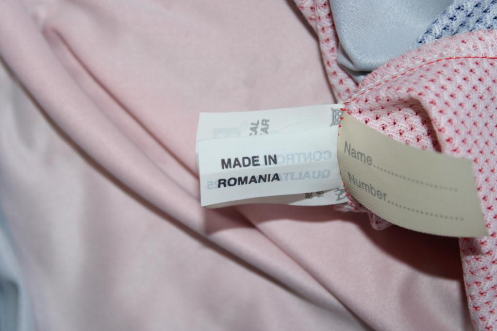 Etichetta maglia Genoa CFC Store 2007-08 – Made in Romania – Erreà originale