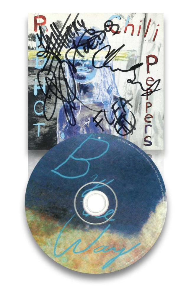 CD autografato Red Hot Chili Peppers By the Way 2002 – copertina con 4 firme band completa pennarello nero – Warner Bros Records