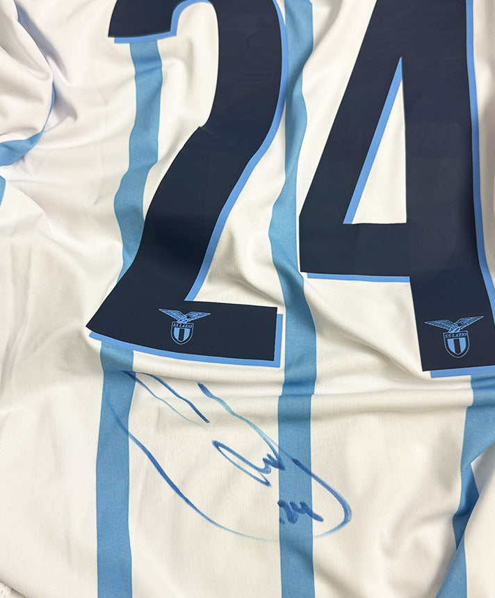 Dettaglio autografo originale Leandro Ledesma maglia SS Lazio Third 2014-15 – pennarello blu – numero 24
