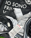Etichetta maglia Udinese Home 2025-26 Player Issued – Macron Made in China – taglia M – Solet N.28