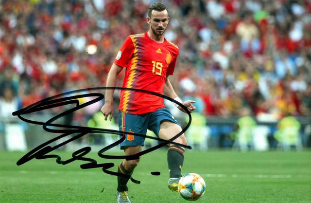 Fotografia autografata Fabián Ruiz maglia Nazionale Spagna numero 19 Adidas – autografo originale pennarello nero – 15x10 cm – condizioni Excellent