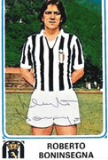 Autografo originale Roberto Boninsegna su cartoncino nero A4 – foto con maglia Juventus anni '70 – pennarello nero – condizioni Excellent