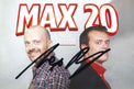 Cartolina autografata Max Pezzali – promo album Max 20 del 2013 – autografo originale pennarello nero – 14x12,5 cm