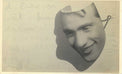 Cartolina con dedica autografata Walter Chiari composizione originale maschera teatrale ritagliata sagomata su foglio bianco con lunga dedica manoscritta inchiostro sbiadito timbro Ortolan Paris – 13,5x8,5 cm – condizioni Excellent