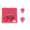 Copertina autografata Slash con plettro originale Dunlop Tortex incluso, fronte e retro