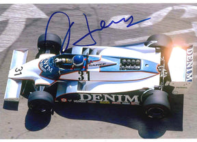 Foto autografata Miguel Ángel Guerra alla guida della Osella Denim numero 31 in F1 1981 – autografo originale pennarello blu – condizioni Excellent